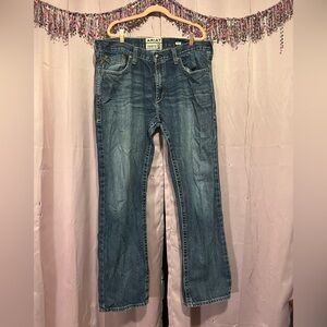 Ariat men’sClassic Blue Boot Cut Jeans